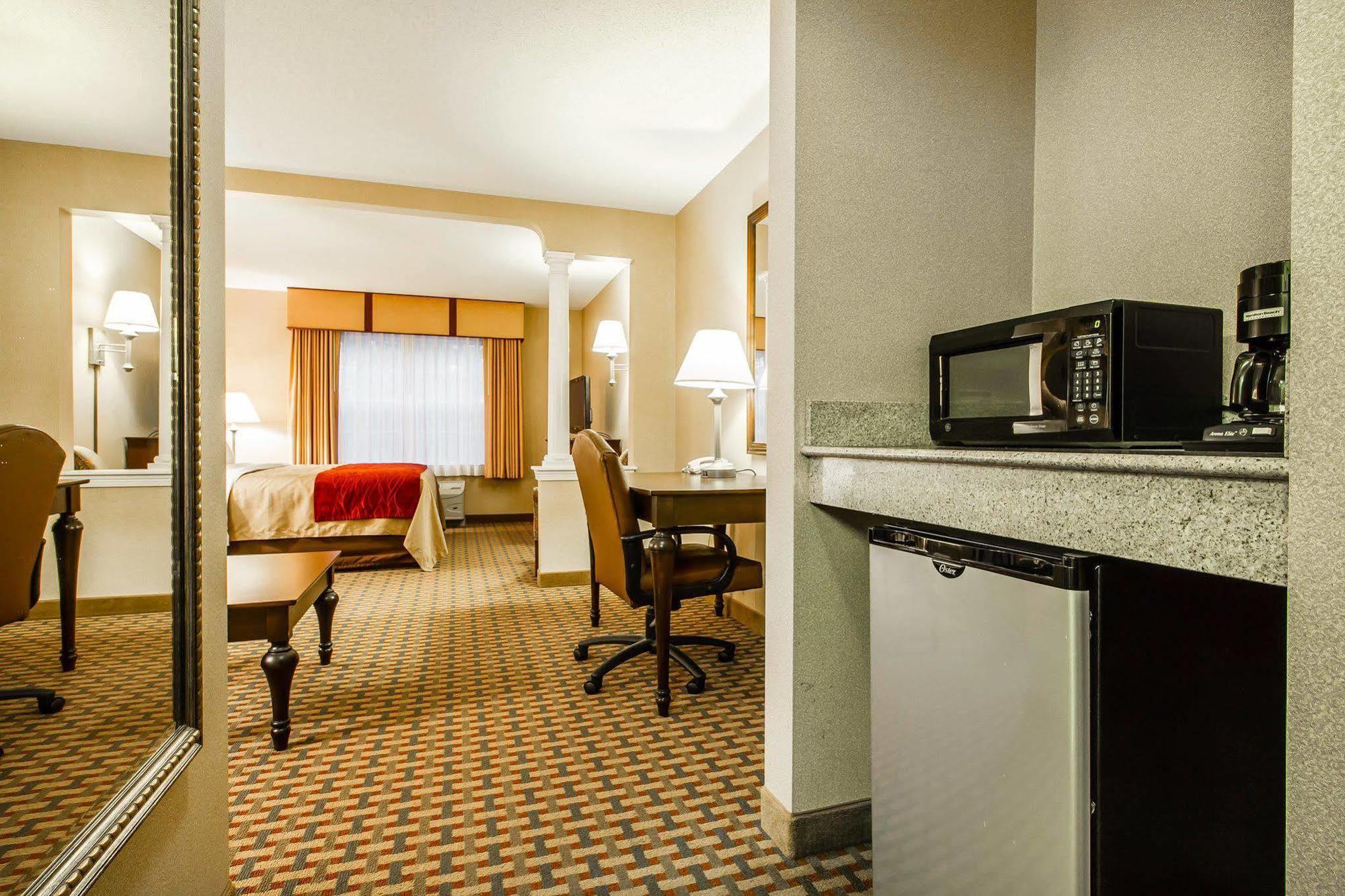 Comfort Inn & Suites Scarborough-Portland מראה חיצוני תמונה